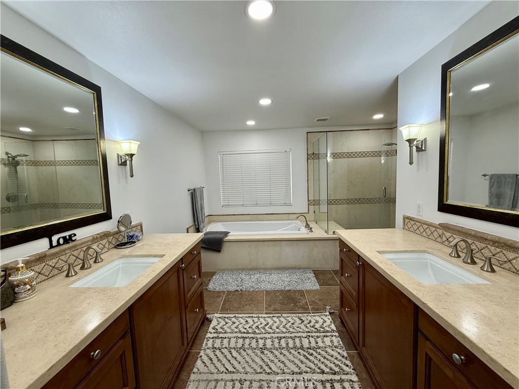 3863 American Elm Road Property Photo 18