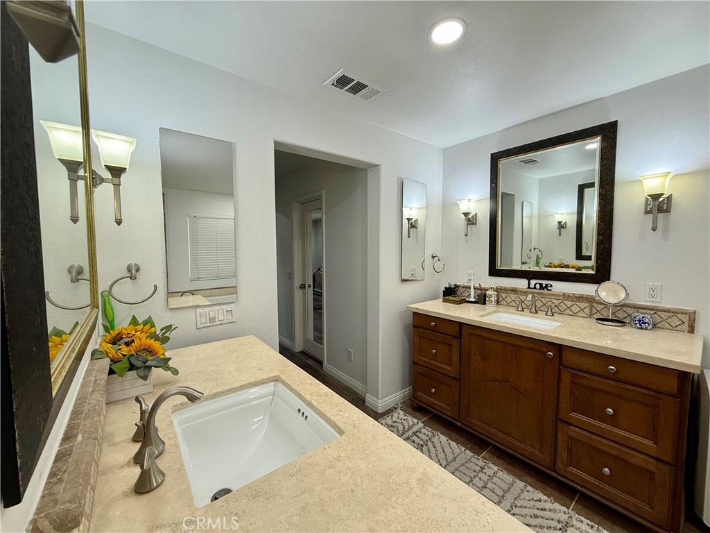 3863 American Elm Road Property Photo 20