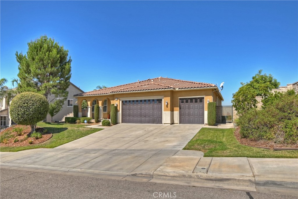 6492 Emmerton Lane Property Photo 14