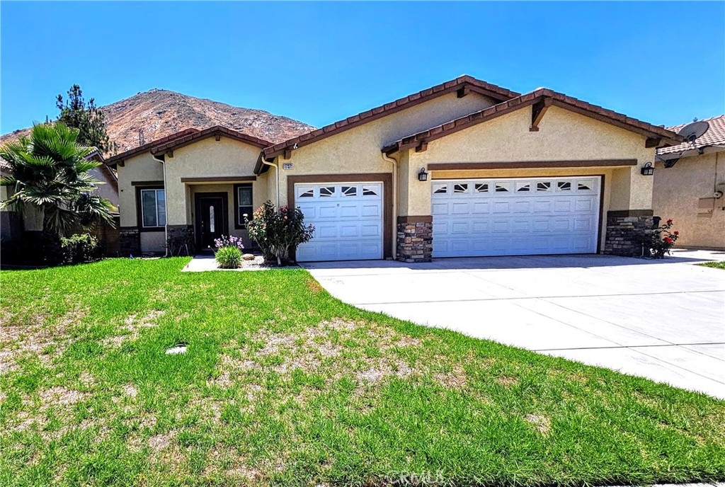 17371 Redmaple Street Property Photo 1
