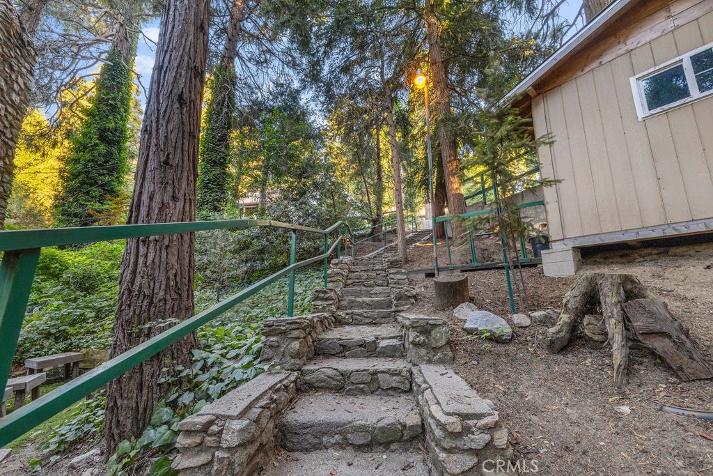 442 Valley Road Property Photo 12