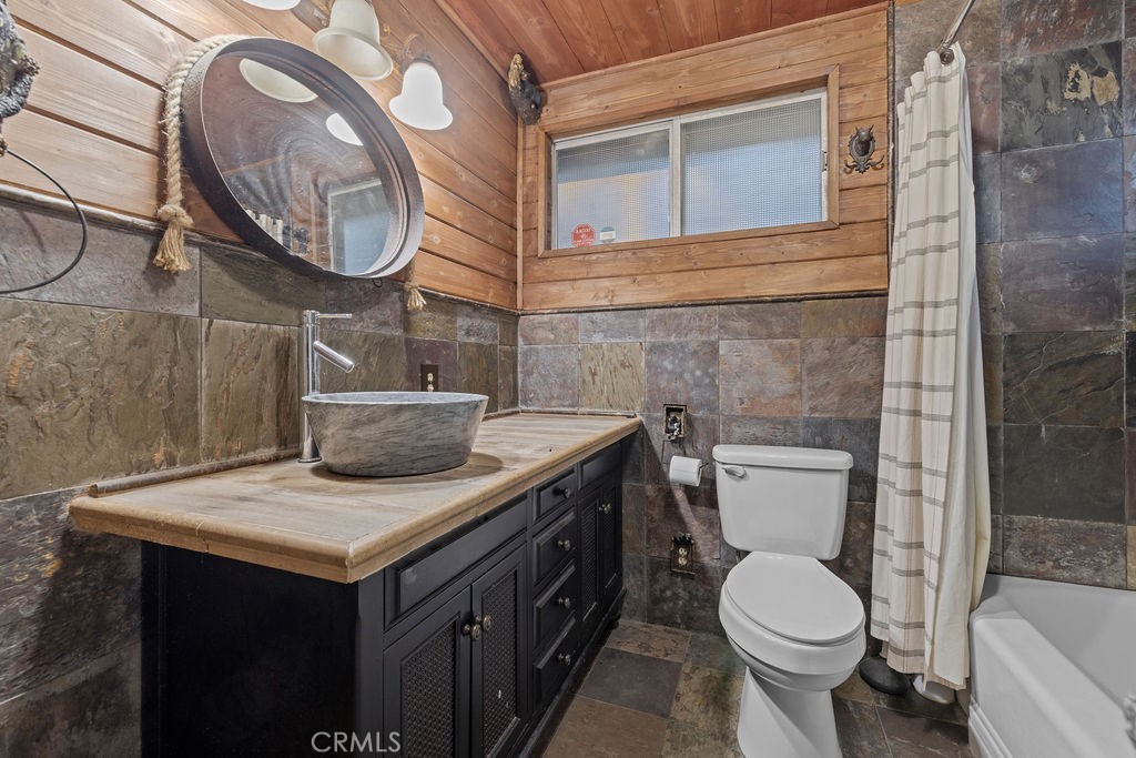442 Valley Road Property Photo 17