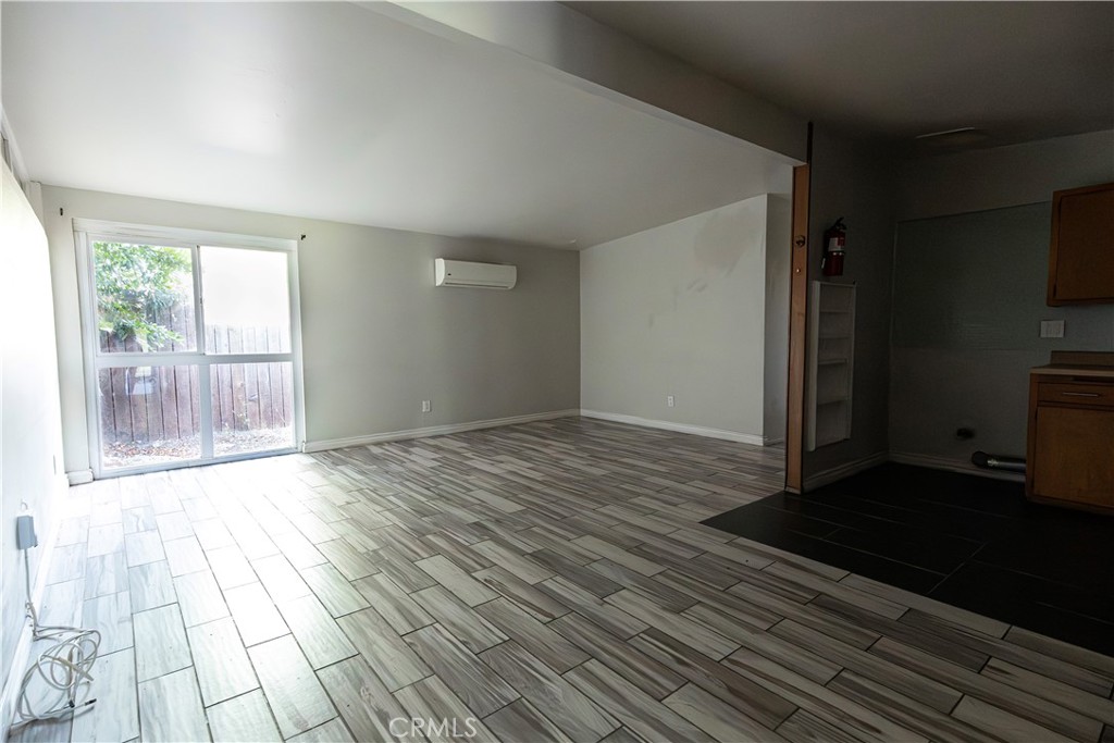 643 W Ramona Drive Property Photo 3