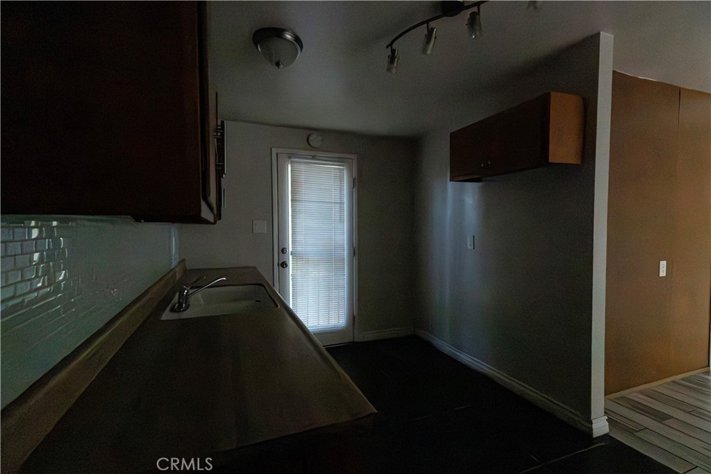 643 W Ramona Drive Property Photo 7