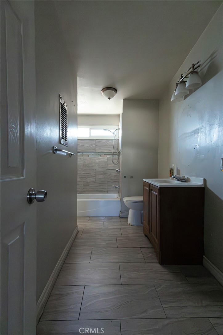 643 W Ramona Drive Property Photo 11