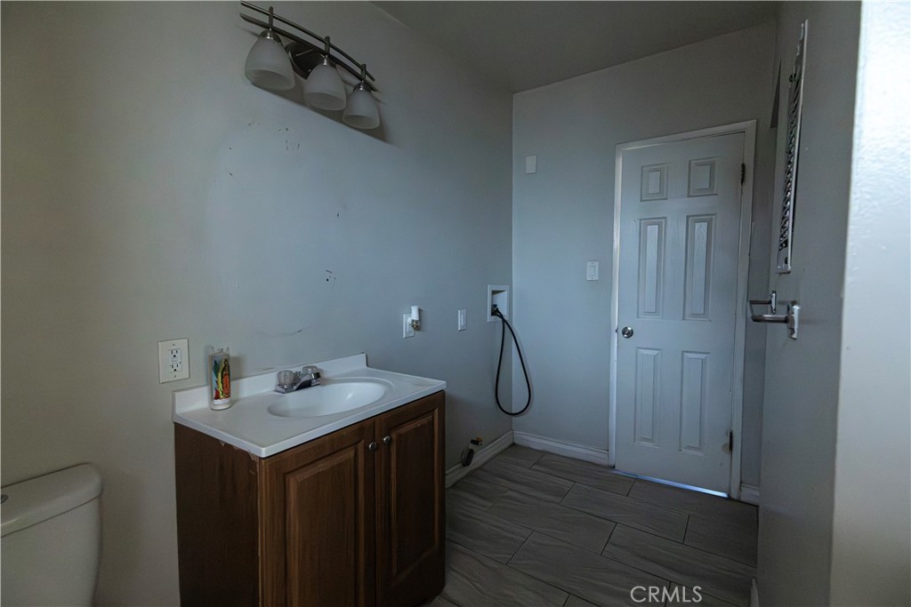 643 W Ramona Drive Property Photo 17