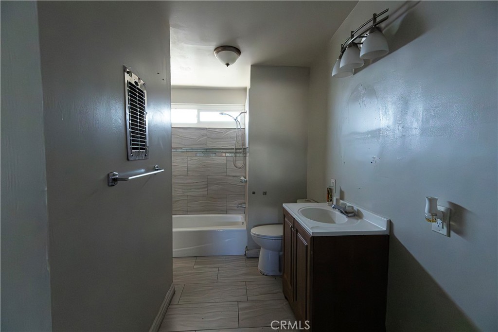 643 W Ramona Drive Property Photo 19