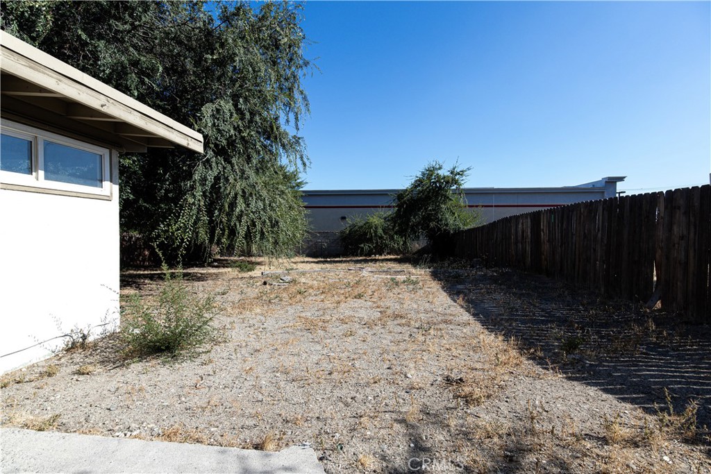 643 W Ramona Drive Property Photo 32