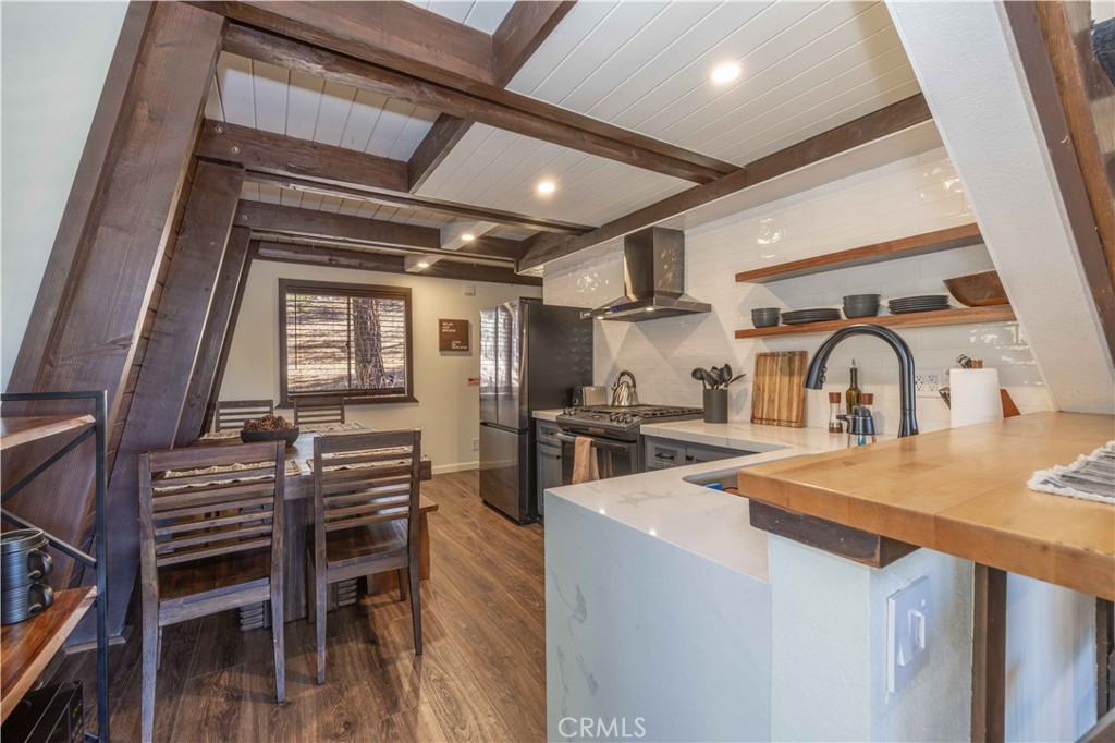 1107 Cedar Mountain Road Property Photo 7