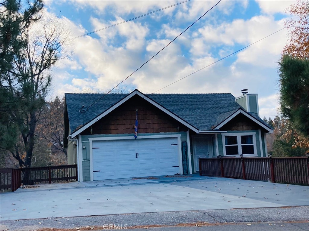 1302 Calgary Drive Property Photo 1