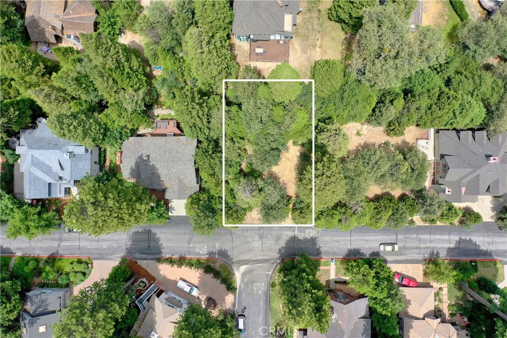 27513 Meadow Bay Drive Property Photo 11