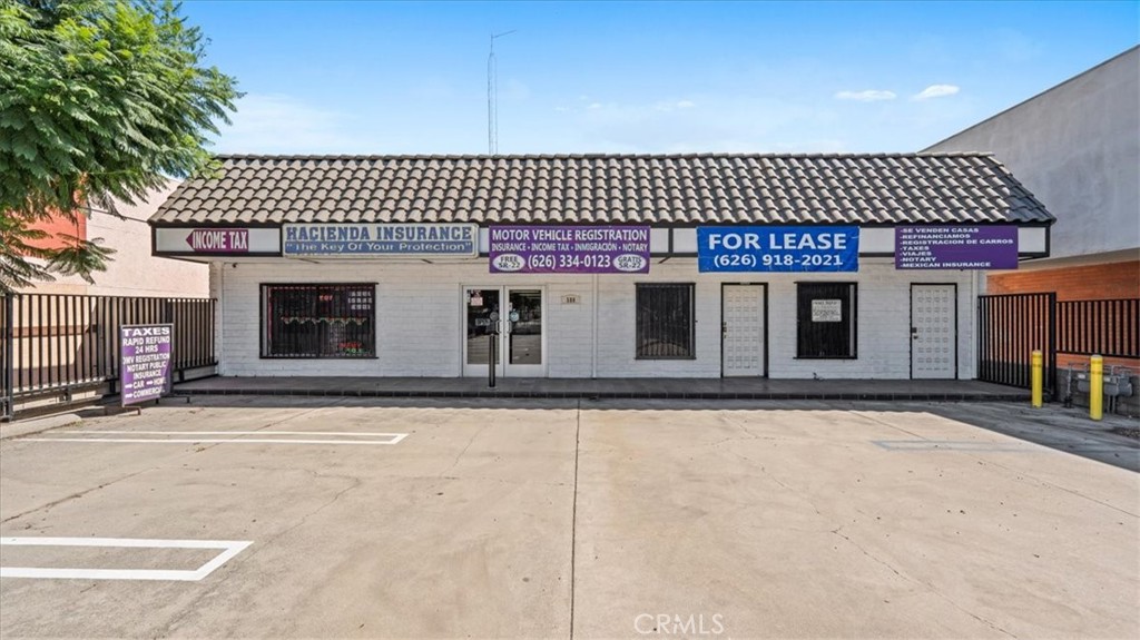 580 E Foothill Boulevard Property Photo 1