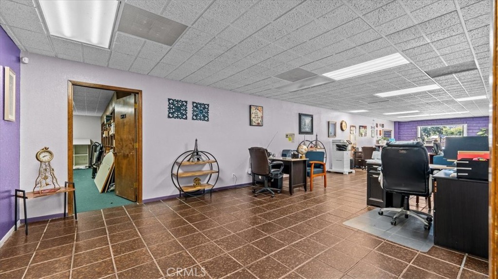 580 E Foothill Boulevard Property Photo 6