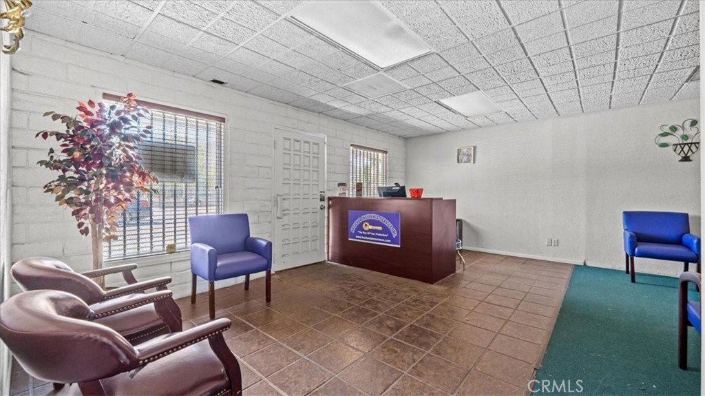 580 E Foothill Boulevard Property Photo 19