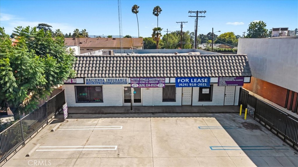 580 E Foothill Boulevard Property Photo 29