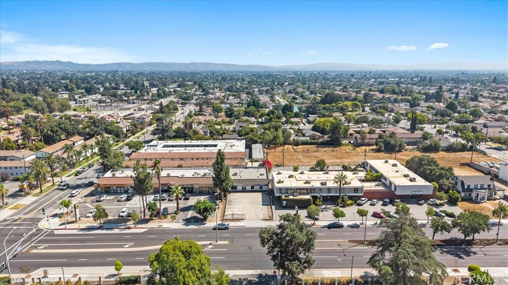 580 E Foothill Boulevard Property Photo 33