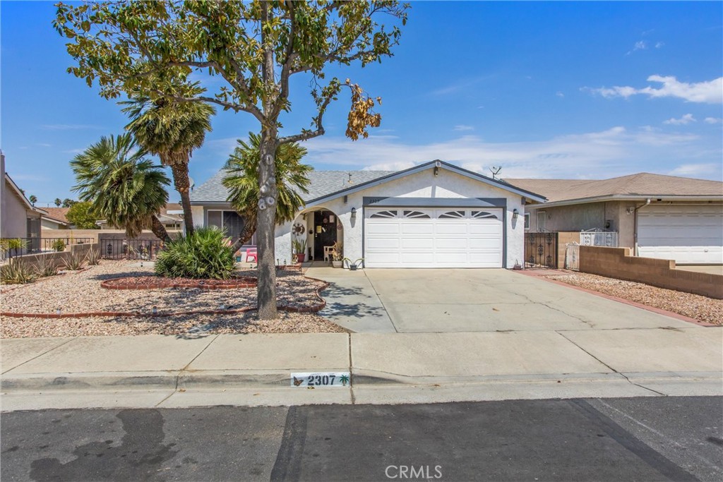 2307 El Toro Circle Property Photo 4