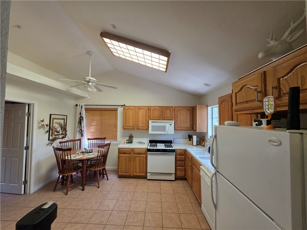 26478 Thunderbird Drive Property Photo 5