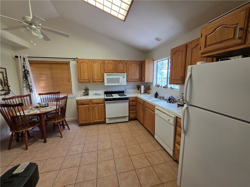 26478 Thunderbird Drive Property Photo 6