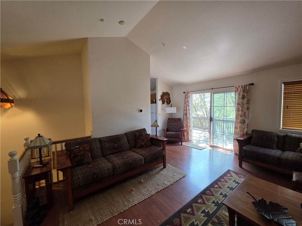 26478 Thunderbird Drive Property Photo 8