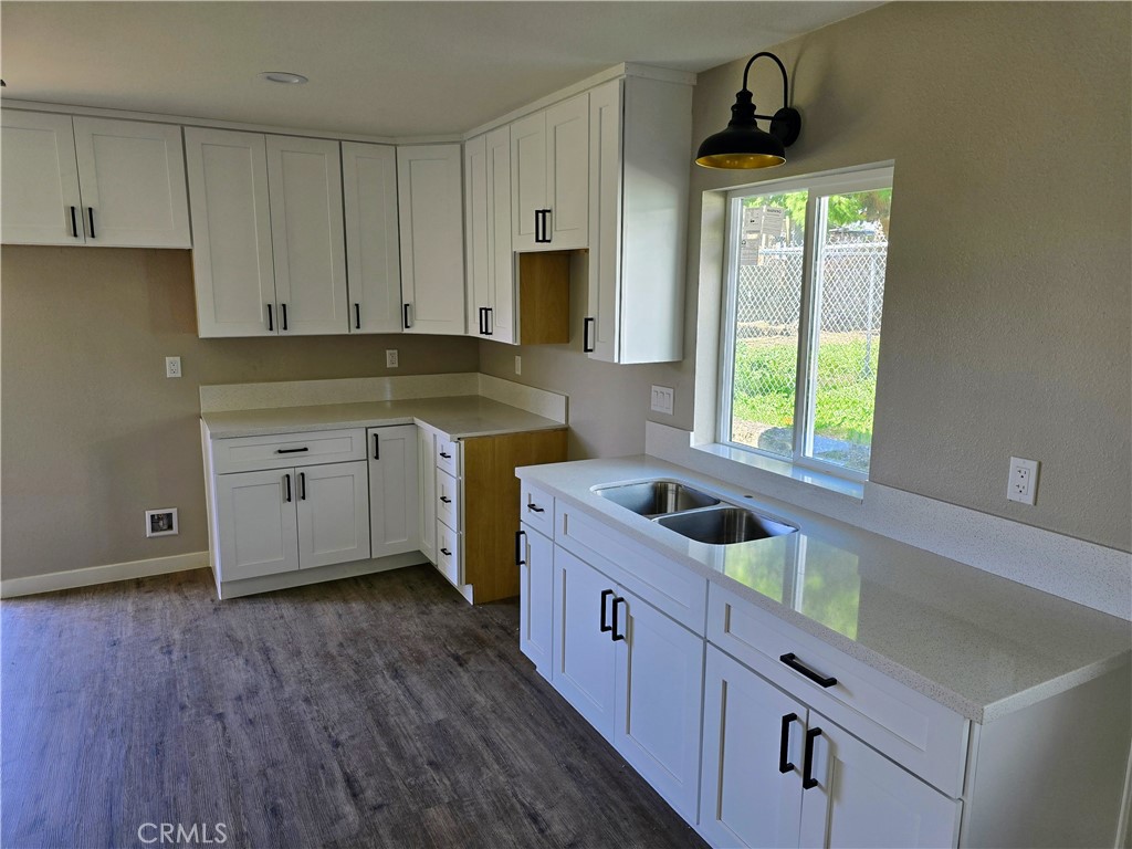245 N Evans Street Property Photo 20