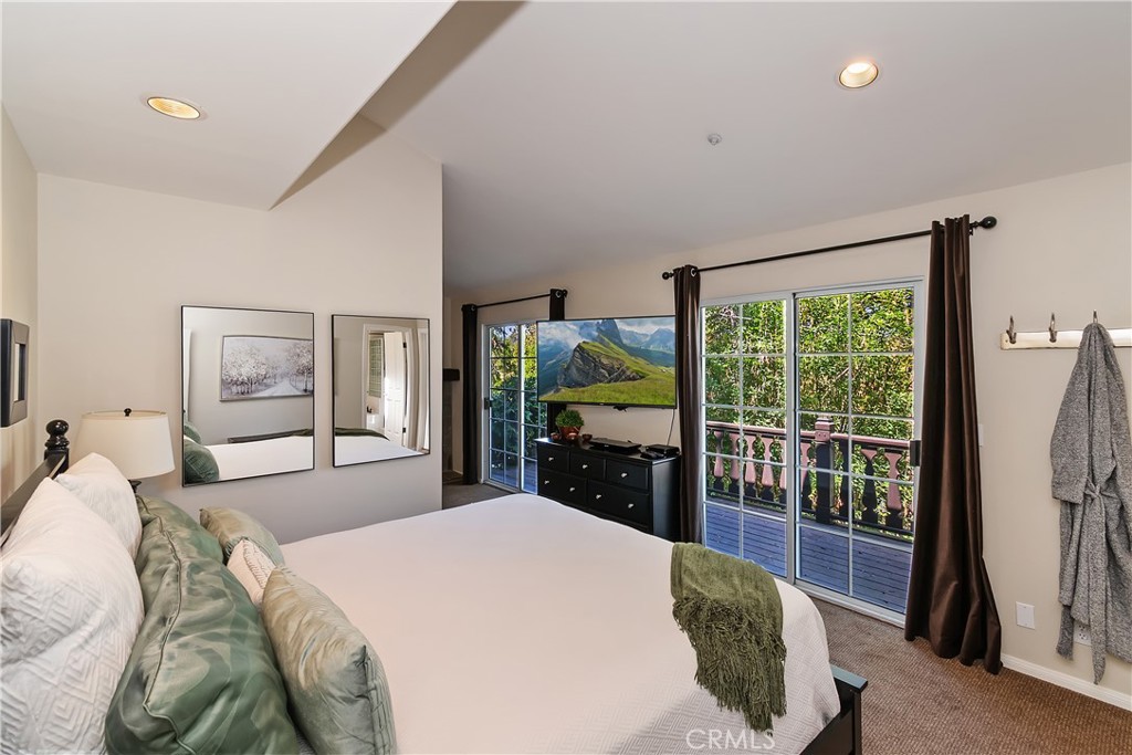 244 Corona Circle Property Photo 20