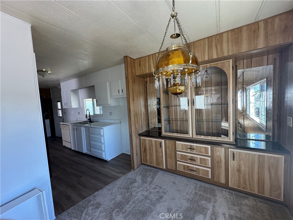 IG25216580 Property Photo 19