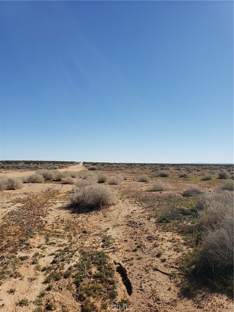 9 Pipeline Road Property Photo 2