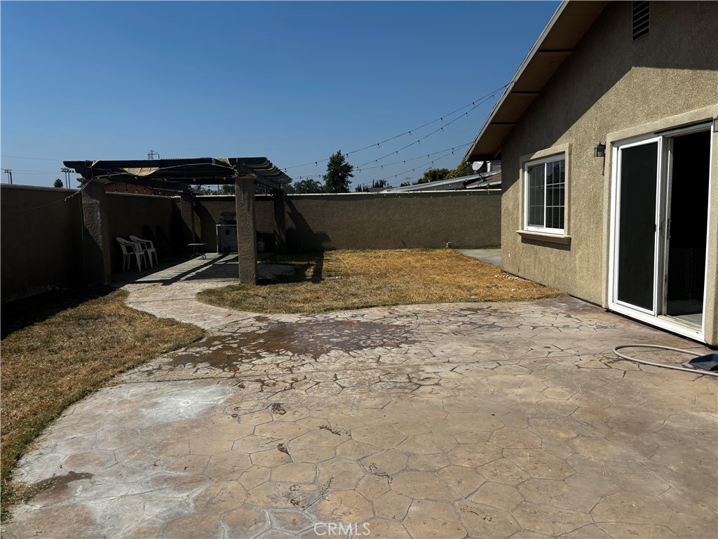 1012 Long Beach Drive Property Photo 2