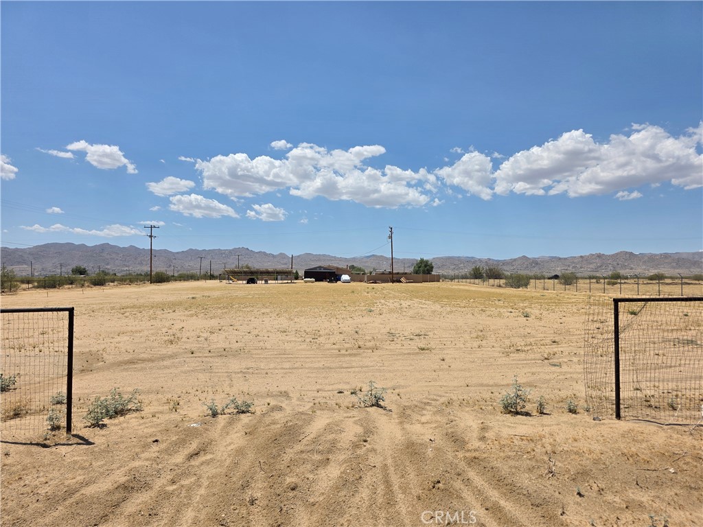 64845 Sun Oro Road Property Photo 3