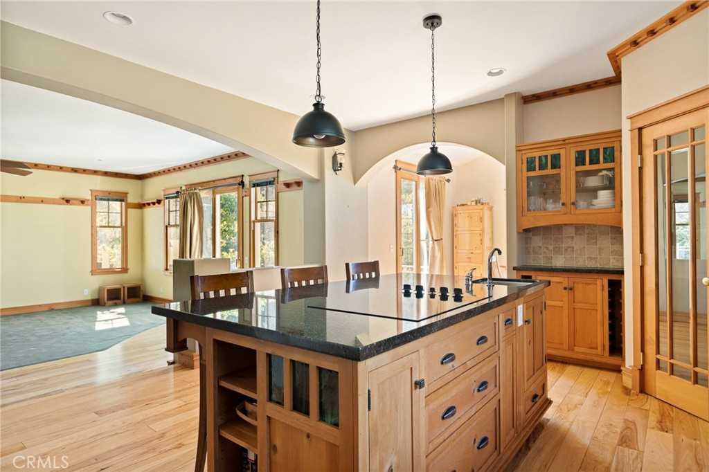 85 Park Drive Property Photo 1