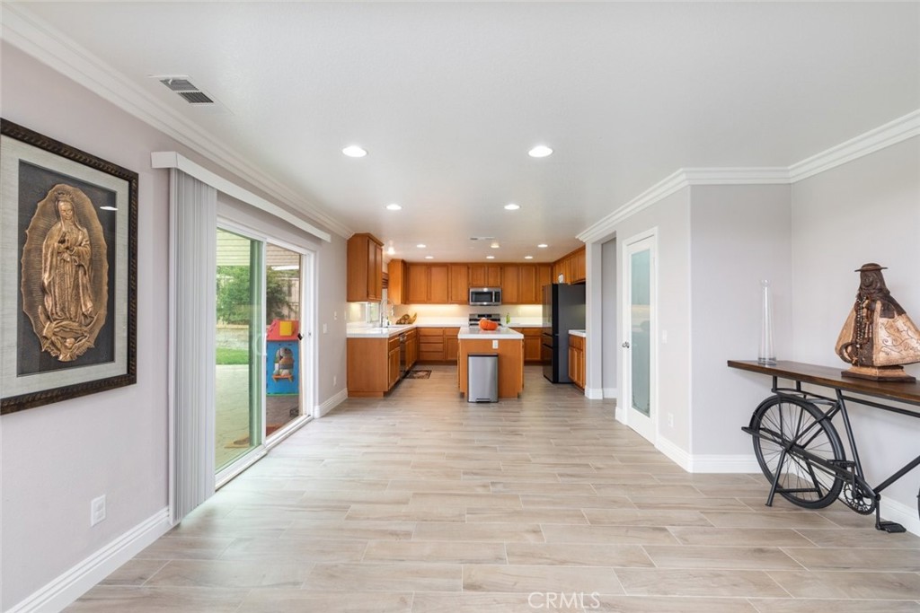 31945 Flowerhill Drive Property Photo 14