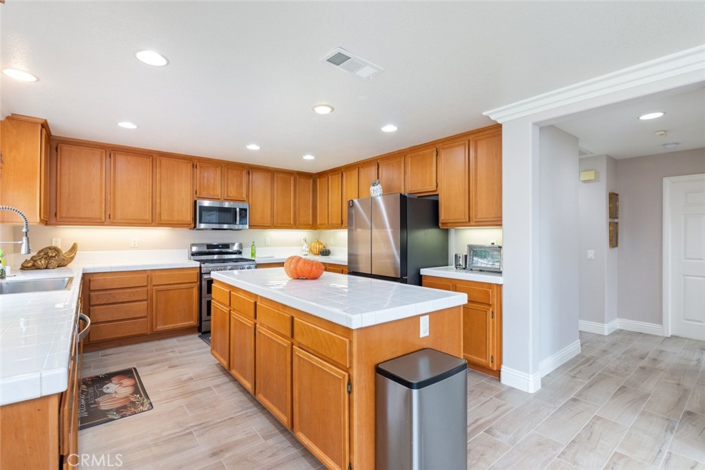 31945 Flowerhill Drive Property Photo 16