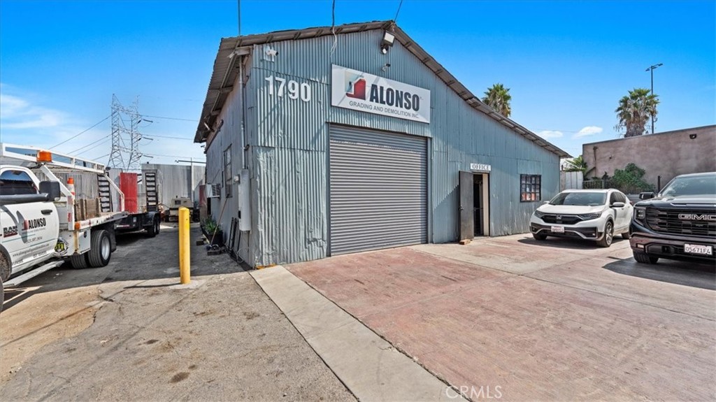 1790 Industrial Way Property Photo 1