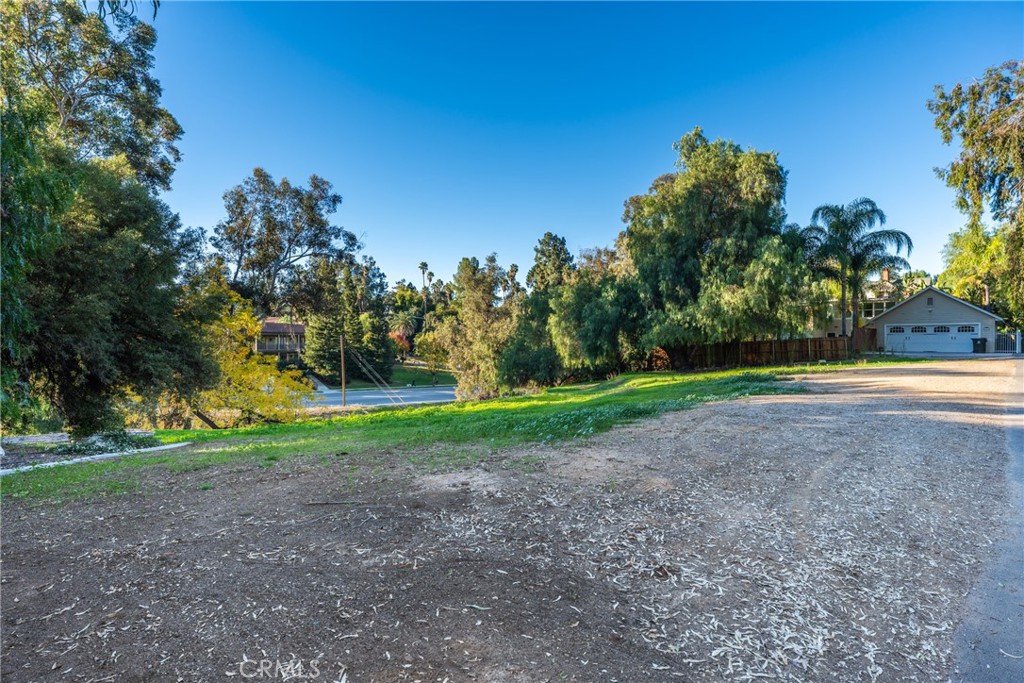 0 Campbell Avenue Property Photo 2