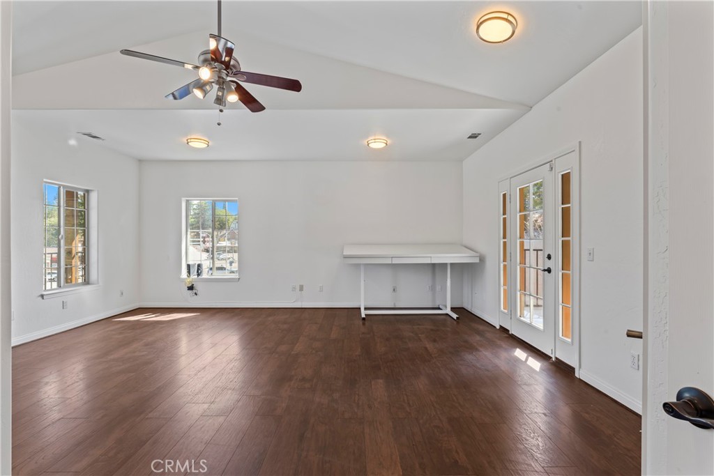 31961 Hilltop Property Photo 28