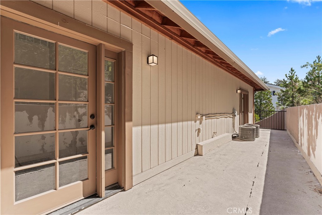 31961 Hilltop Property Photo 34