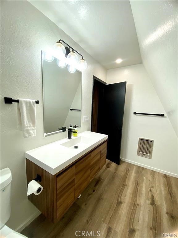 2125 4th Property Photo 6