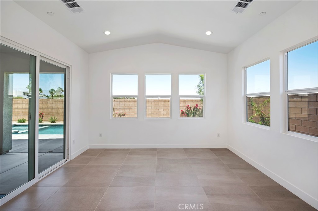 67010 Amethyst Way Property Photo 15