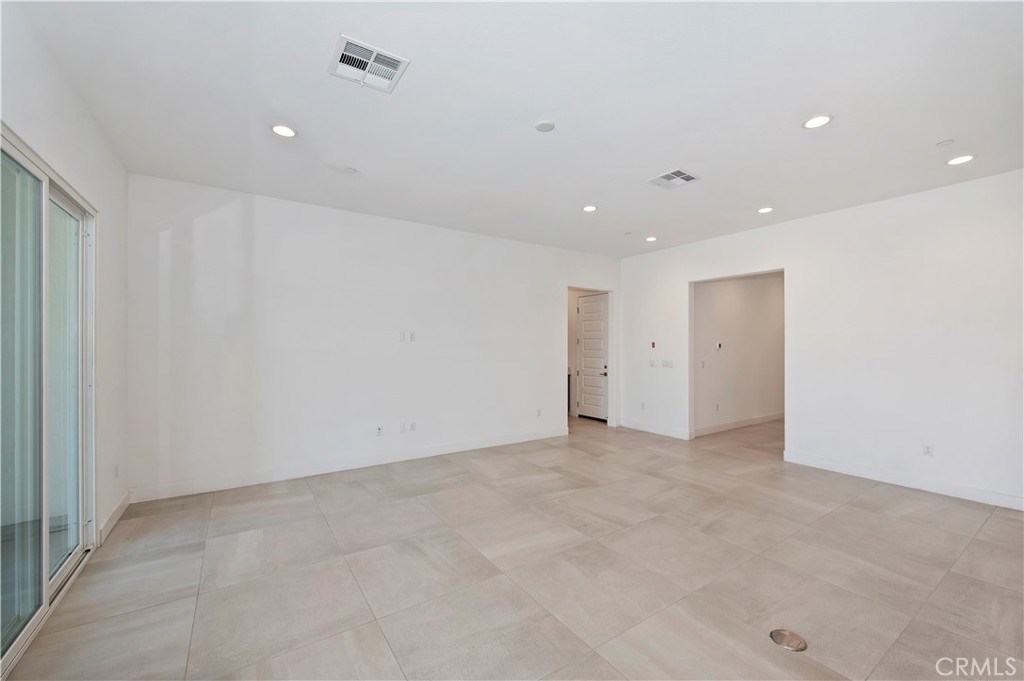 67050 Amethyst Way Property Photo 8
