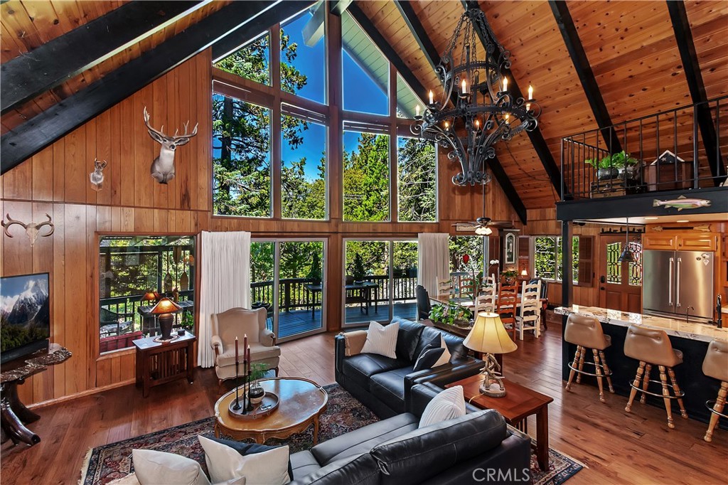 158 Golf Course Road Property Photo 1