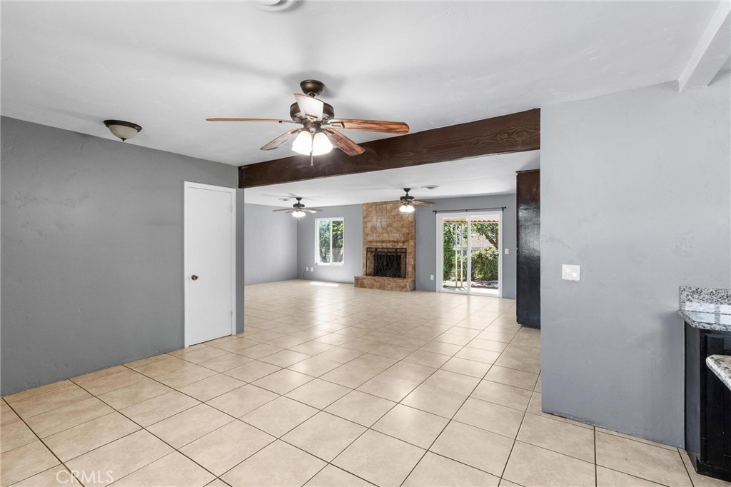 38011 Vineland Street Property Photo 8