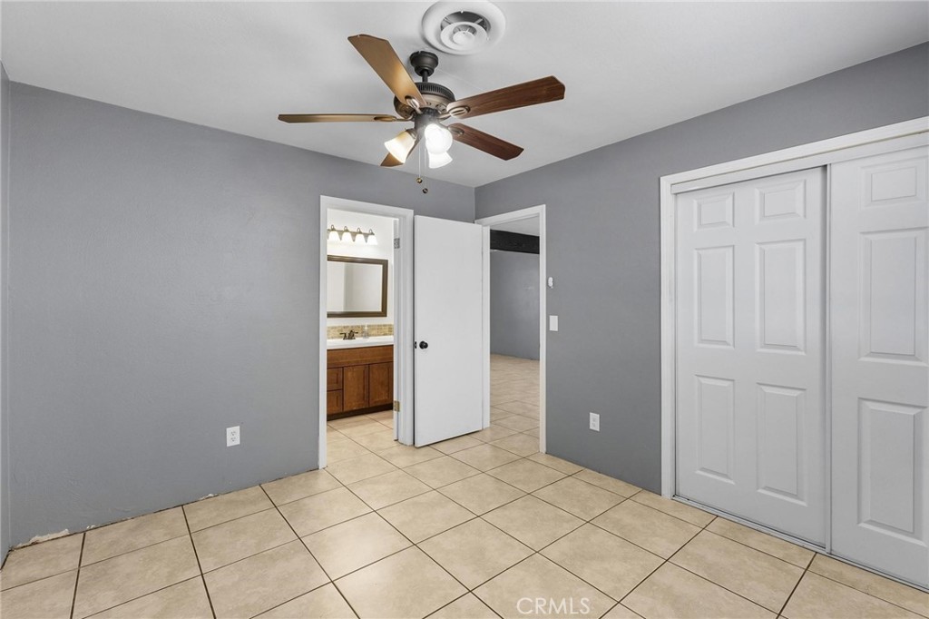 38011 Vineland Street Property Photo 10
