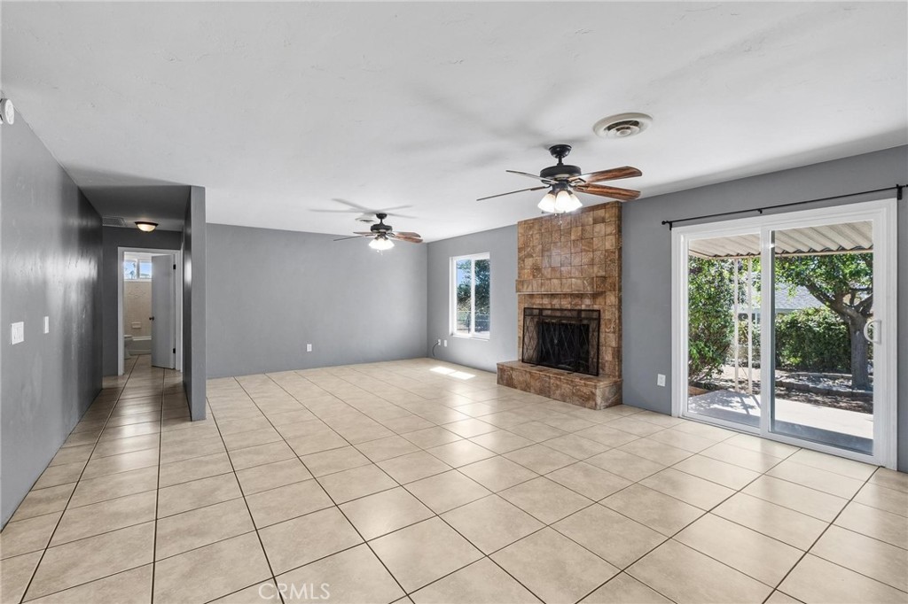 38011 Vineland Street Property Photo 12