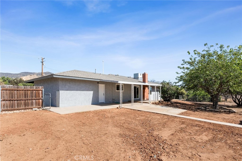 38011 Vineland Street Property Photo 17