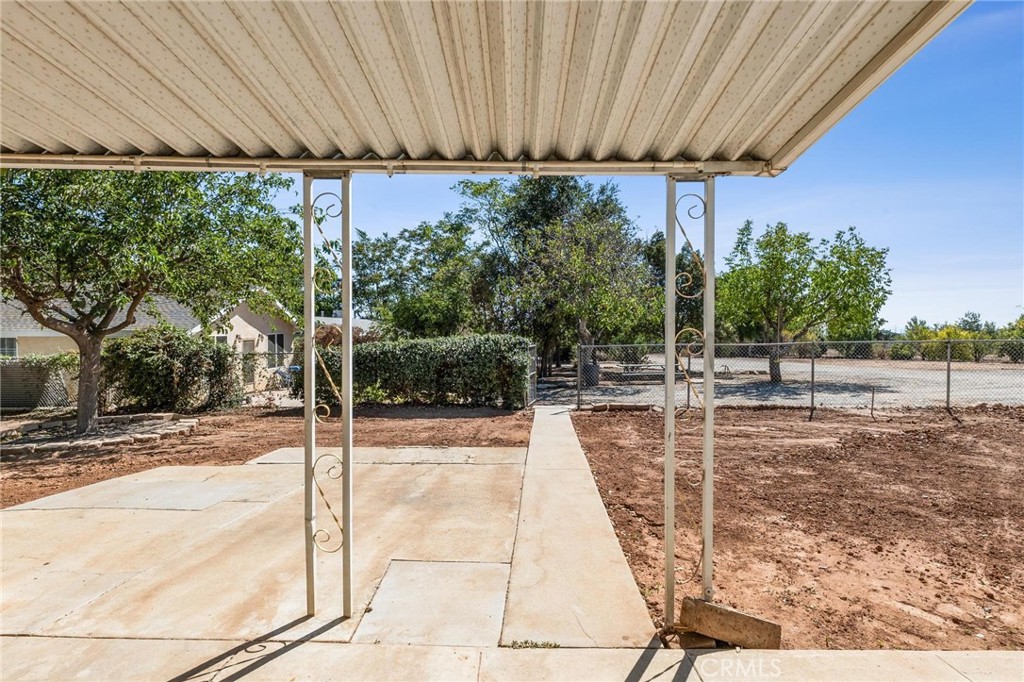 38011 Vineland Street Property Photo 19