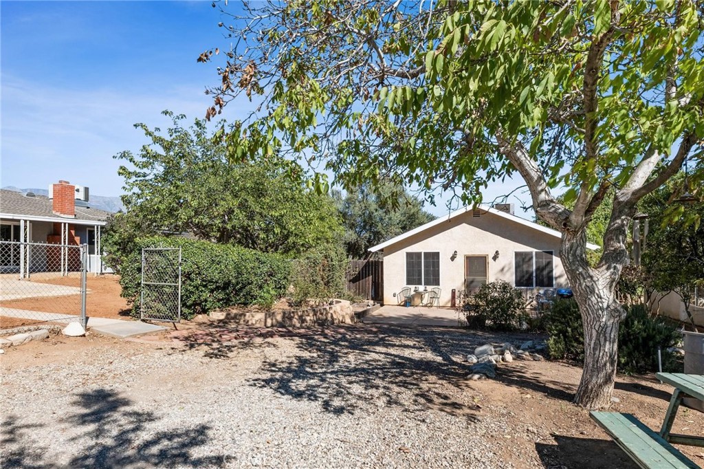 38011 Vineland Street Property Photo 20