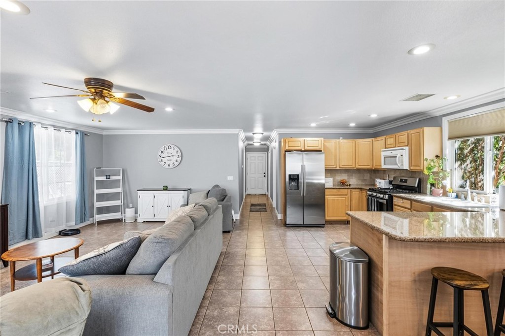 38011 Vineland Street Property Photo 22