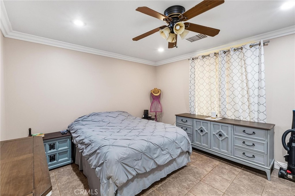 38011 Vineland Street Property Photo 26