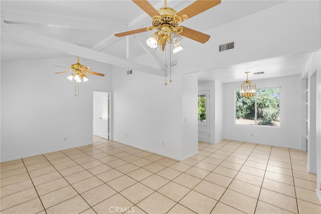 38011 Vineland Street Property Photo 32